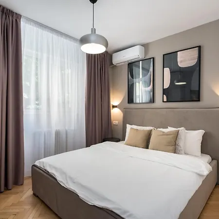 Majestic Downtown Appartement *