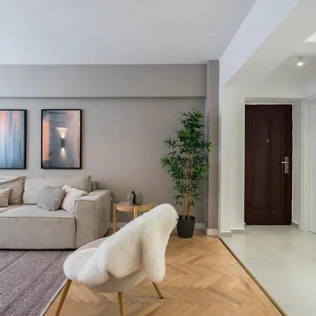 Majestic Downtown Apartment Bucharest