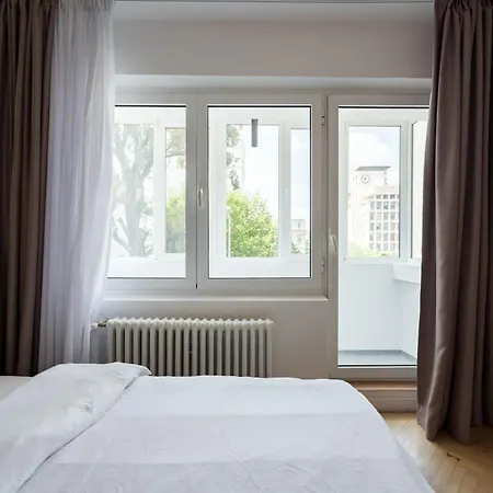 Majestic Downtown Apartment Bucharest