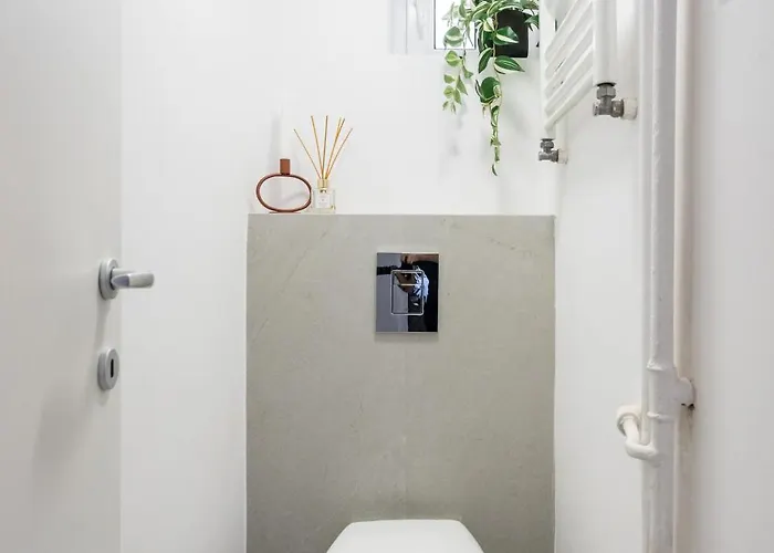 Majestic Downtown Апартаменти Бухарест