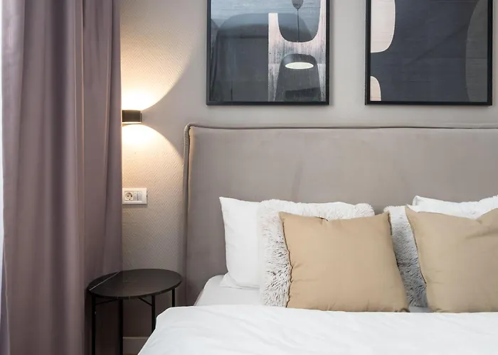 Majestic Downtown * Бухарест